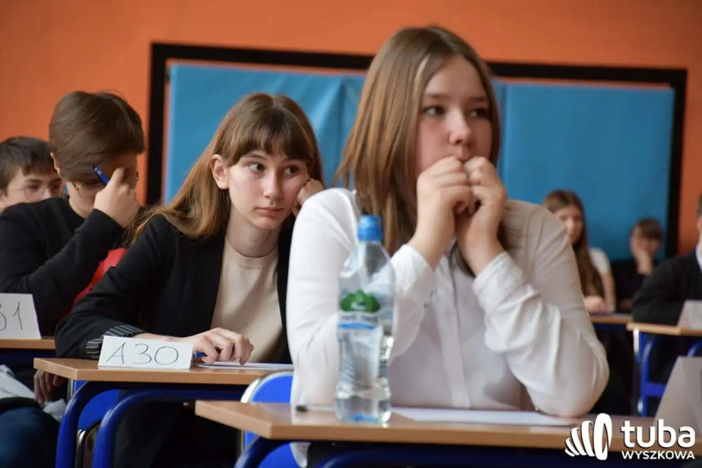 Miłują, nie kalają błędami. Znamy wyszkowskich mistrzów ortografii