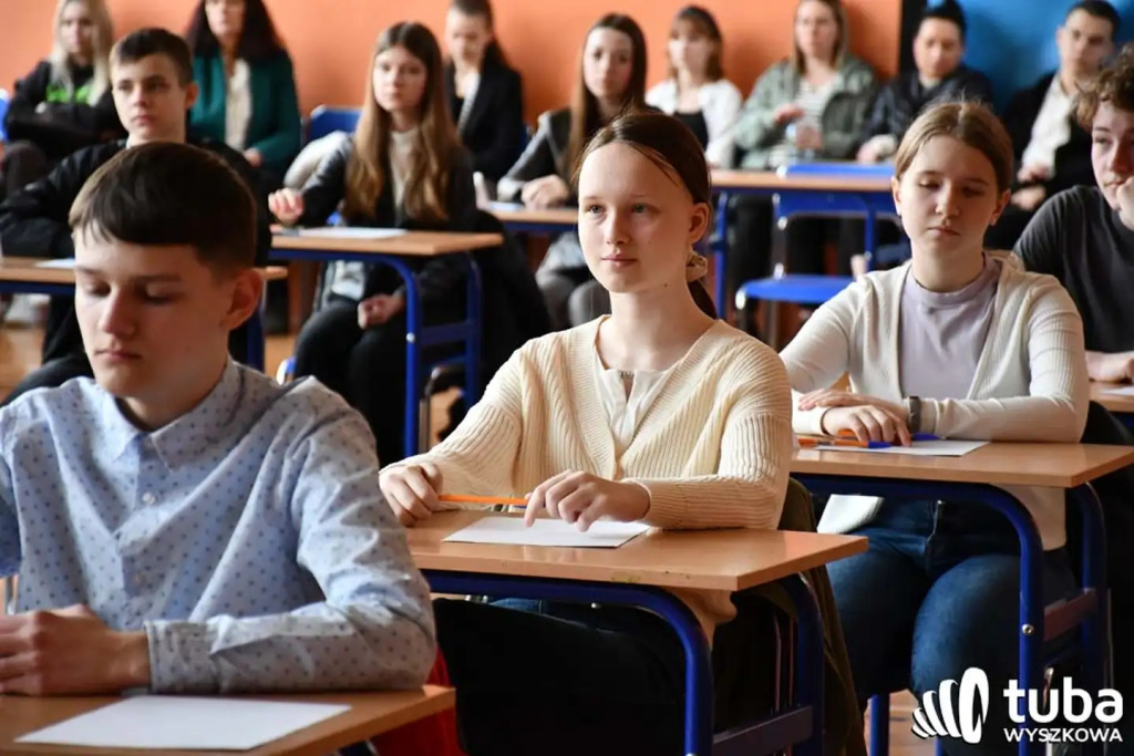 Miłują, nie kalają błędami. Znamy wyszkowskich mistrzów ortografii