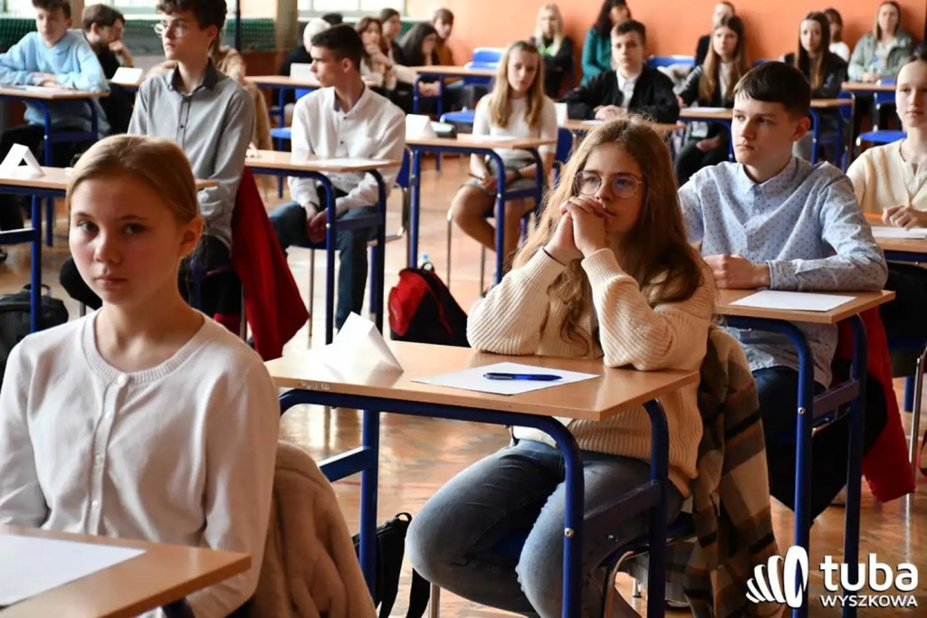 Miłują, nie kalają błędami. Znamy wyszkowskich mistrzów ortografii