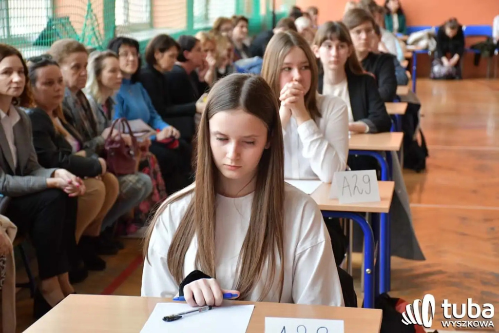 Miłują, nie kalają błędami. Znamy wyszkowskich mistrzów ortografii