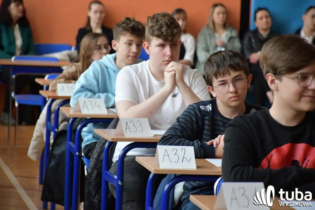 Miłują, nie kalają błędami. Znamy wyszkowskich mistrzów ortografii