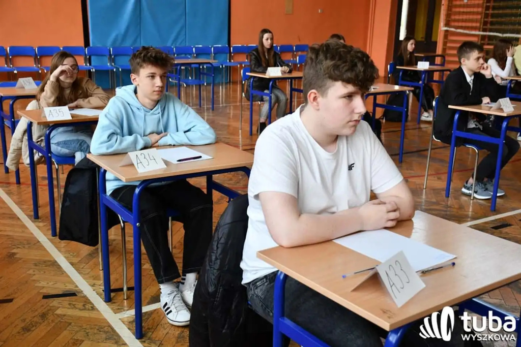 Miłują, nie kalają błędami. Znamy wyszkowskich mistrzów ortografii