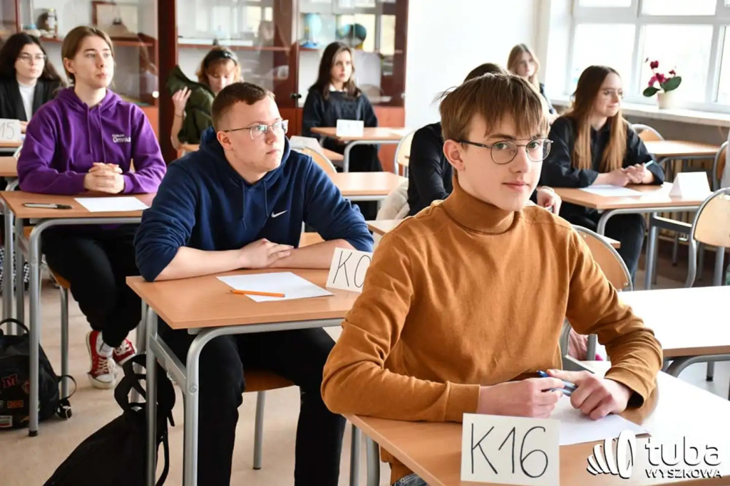 Miłują, nie kalają błędami. Znamy wyszkowskich mistrzów ortografii