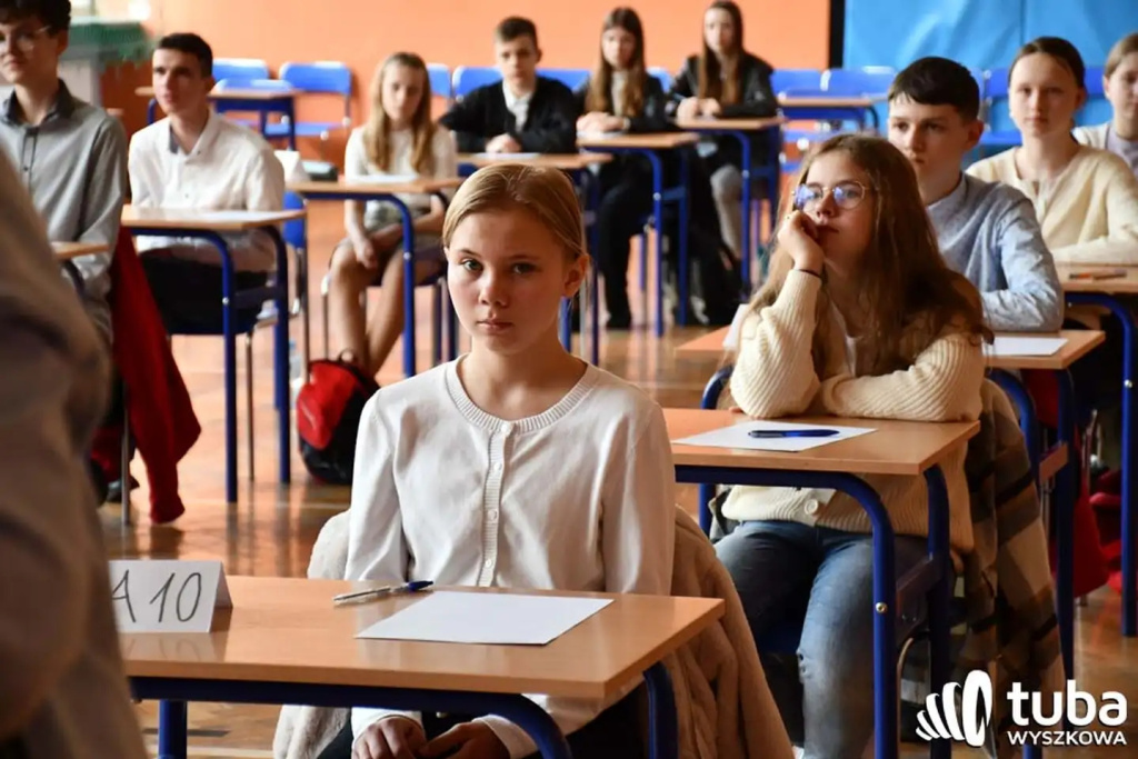 Miłują, nie kalają błędami. Znamy wyszkowskich mistrzów ortografii