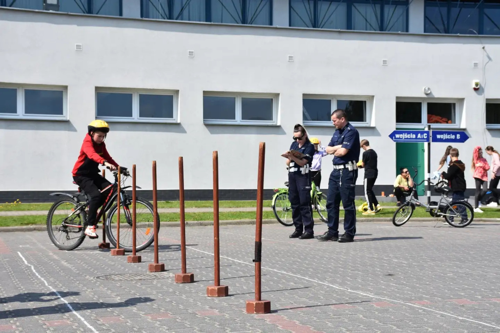 Najlepsi w powiecie z wiedzy o bezpieczeństwie w ruchu drogowym