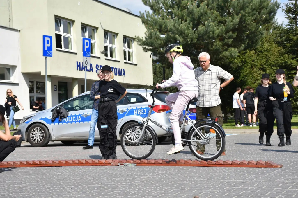 Najlepsi w powiecie z wiedzy o bezpieczeństwie w ruchu drogowym