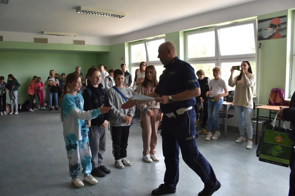 Najlepsi w powiecie z wiedzy o bezpieczeństwie w ruchu drogowym