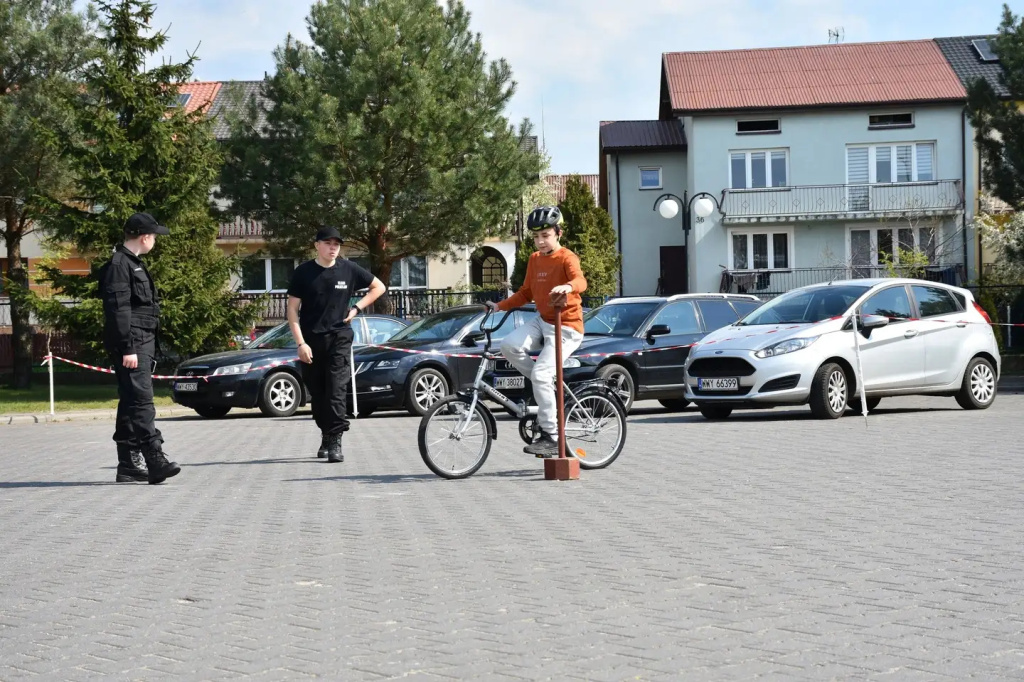 Najlepsi w powiecie z wiedzy o bezpieczeństwie w ruchu drogowym