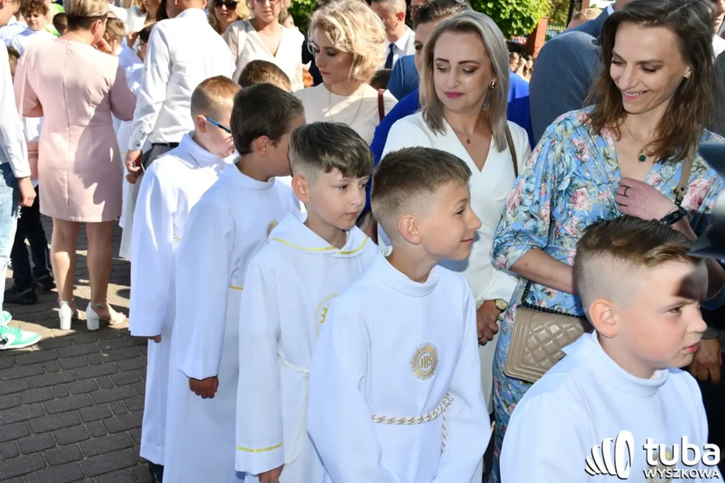 Połączeni z Jezusem. I komunia św. w parafii pw. św. Wojciecha