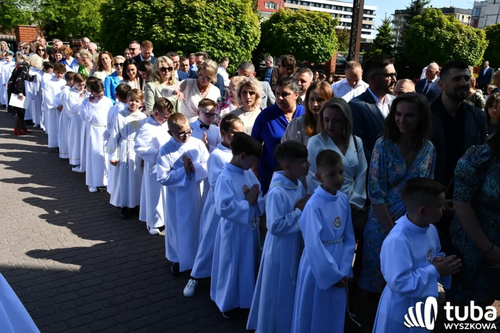 Połączeni z Jezusem. I komunia św. w parafii pw. św. Wojciecha