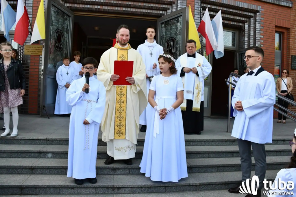 Połączeni z Jezusem. I komunia św. w parafii pw. św. Wojciecha