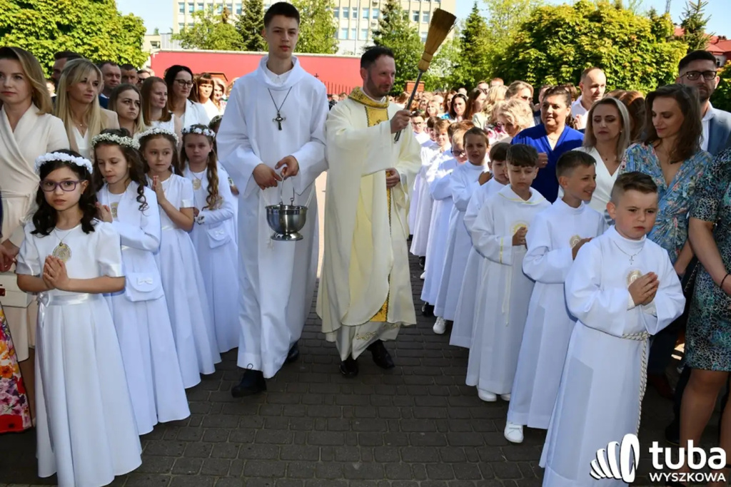 Połączeni z Jezusem. I komunia św. w parafii pw. św. Wojciecha