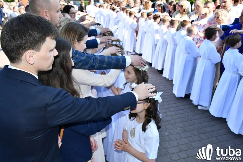 Połączeni z Jezusem. I komunia św. w parafii pw. św. Wojciecha