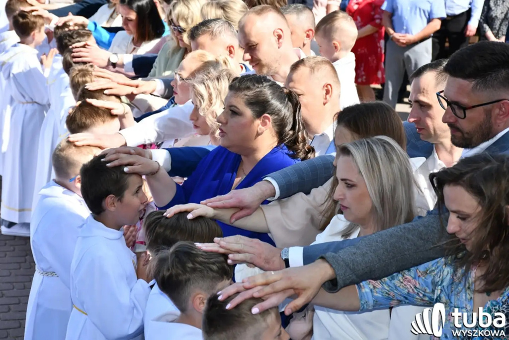 Połączeni z Jezusem. I komunia św. w parafii pw. św. Wojciecha