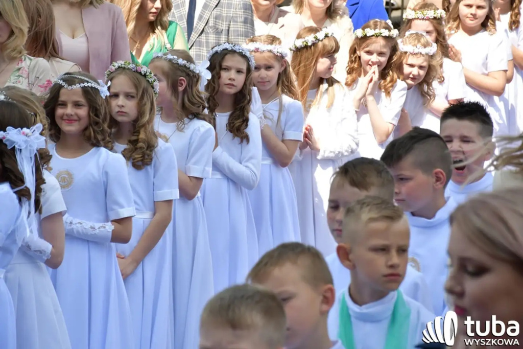 Połączeni z Jezusem. I komunia św. w parafii pw. św. Wojciecha