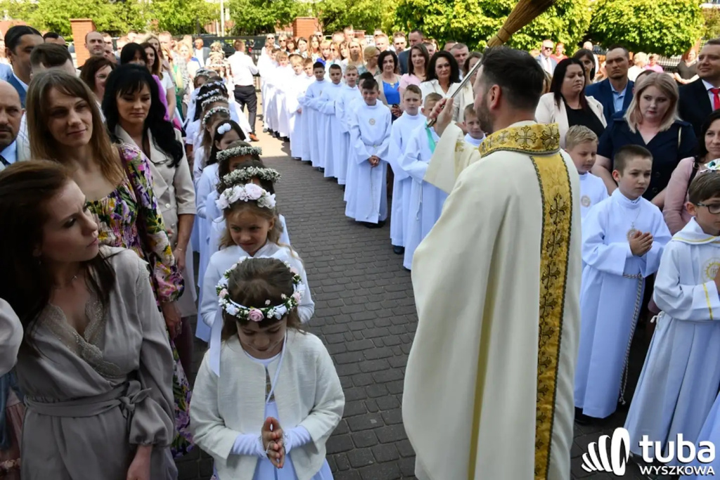 Połączeni z Jezusem. I komunia św. w parafii pw. św. Wojciecha