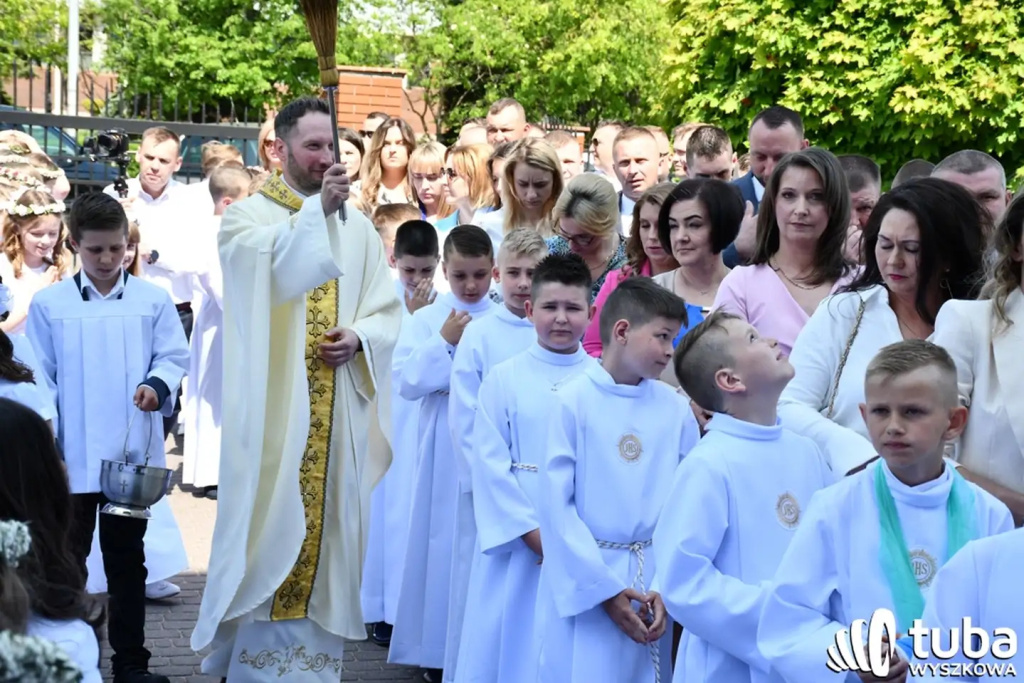 Połączeni z Jezusem. I komunia św. w parafii pw. św. Wojciecha