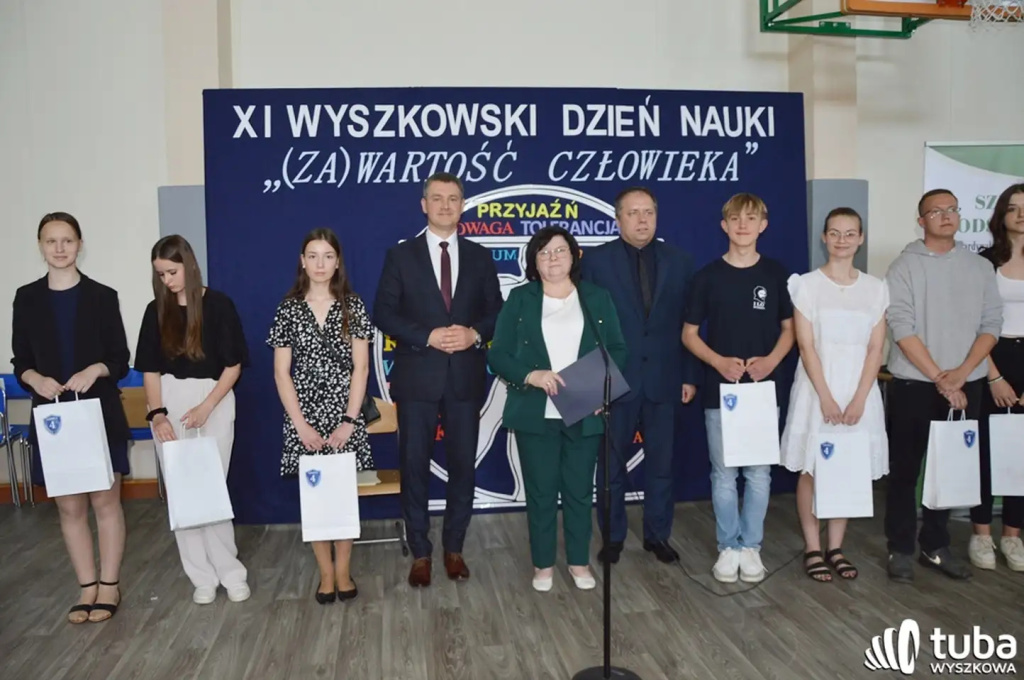 “(Za)wartość człowieka