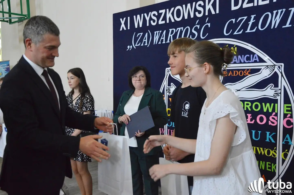 “(Za)wartość człowieka