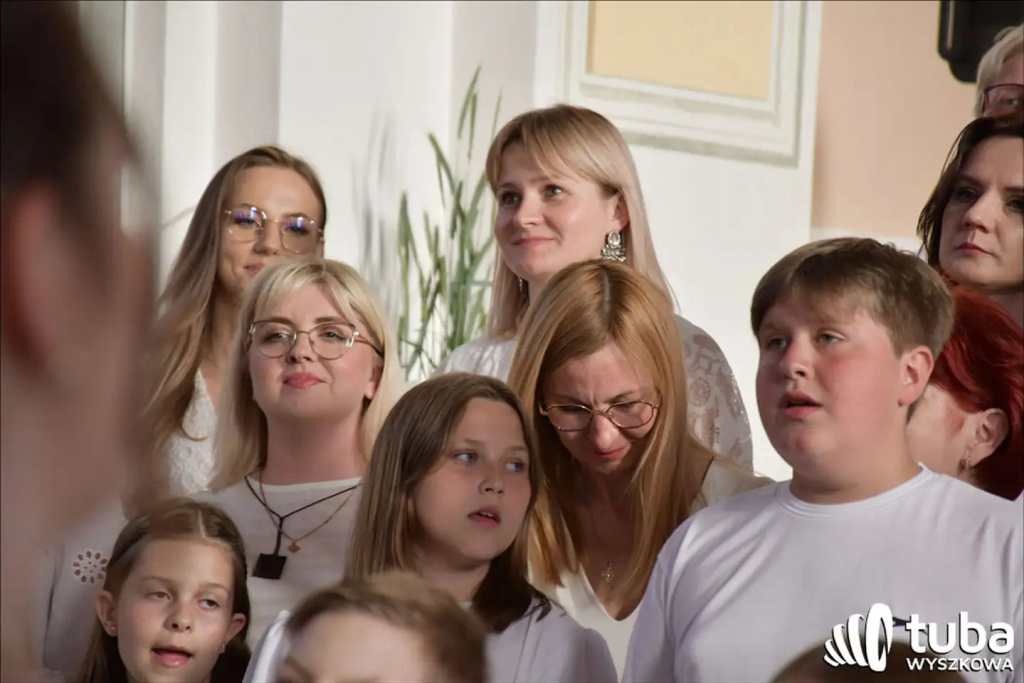 Wielbili śpiewem (VIDEO)
