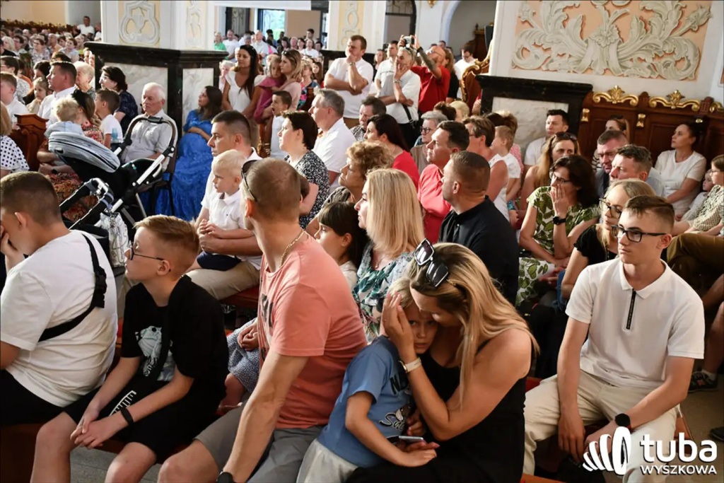Wielbili śpiewem (VIDEO)