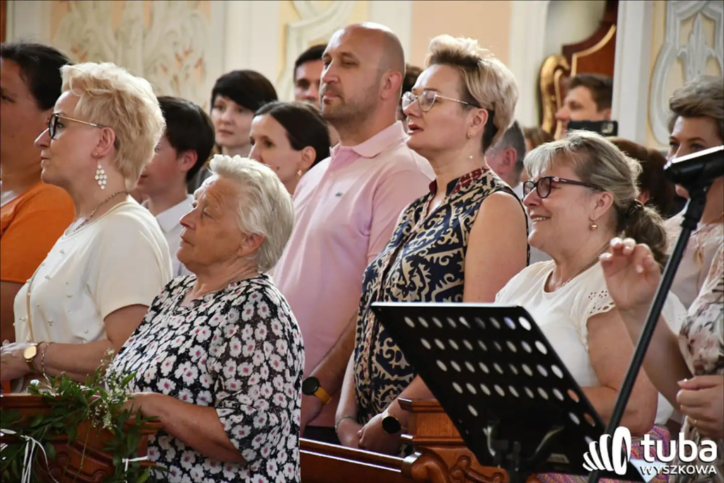 Wielbili śpiewem (VIDEO)