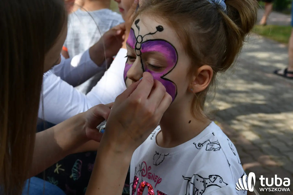 Po sąsiedzku i rodzinnie bawili się w Leszczydole-Nowinach (VIDEO)