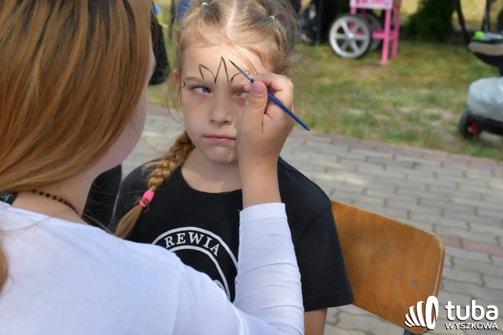 Po sąsiedzku i rodzinnie bawili się w Leszczydole-Nowinach (VIDEO)