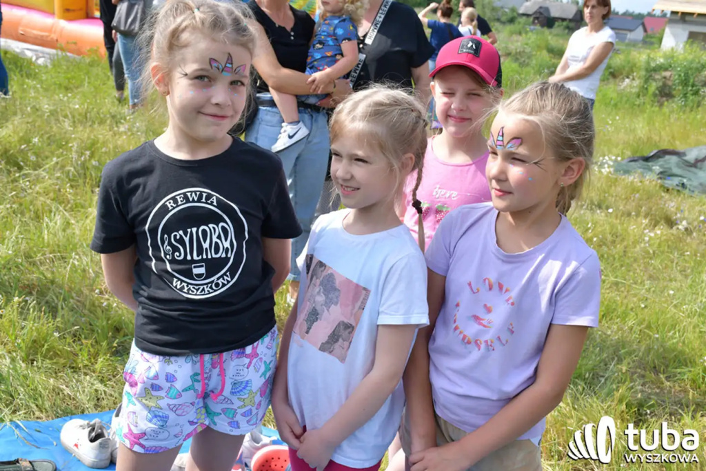 Po sąsiedzku i rodzinnie bawili się w Leszczydole-Nowinach (VIDEO)