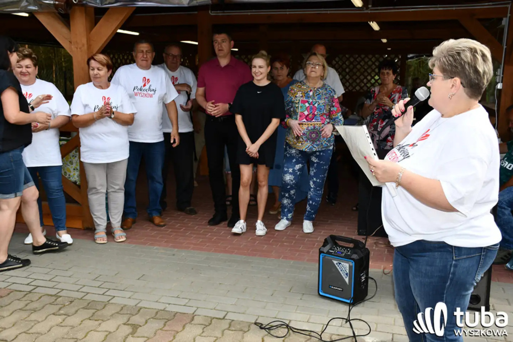 Po sąsiedzku i rodzinnie bawili się w Leszczydole-Nowinach (VIDEO)