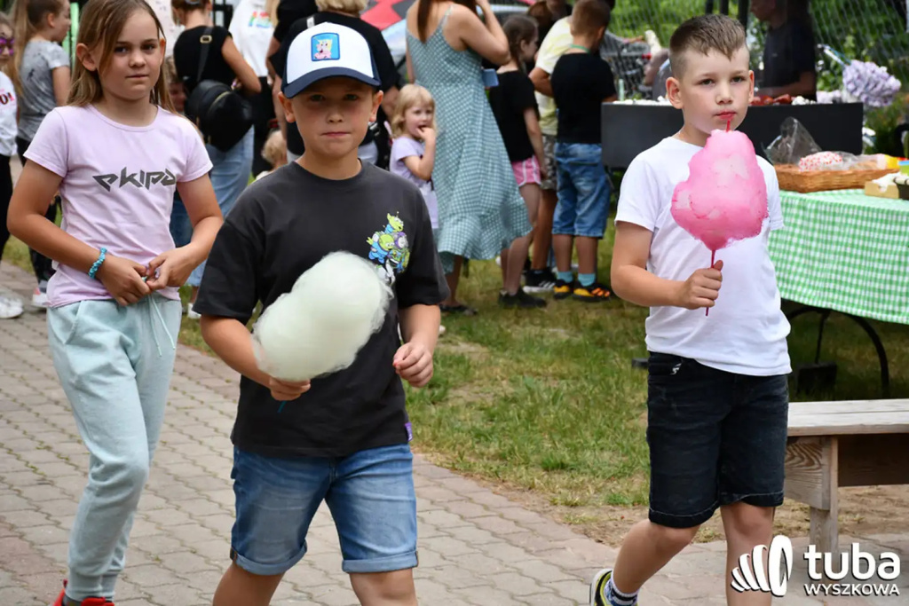 Po sąsiedzku i rodzinnie bawili się w Leszczydole-Nowinach (VIDEO)
