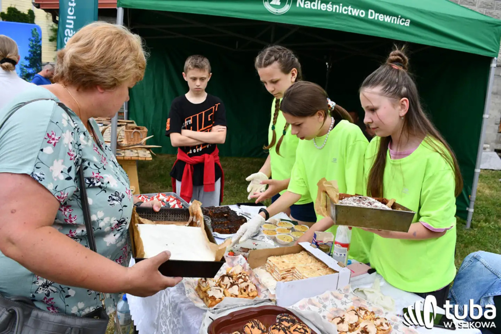 Wyprzedaż garażowa w szczytnym celu (VIDEO)