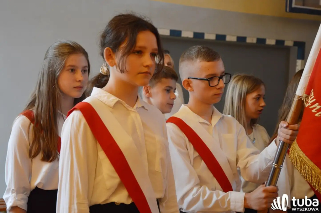 Uczniowie gminy Wyszków uroczyście zakończyli rok szkolny 2022/2023
