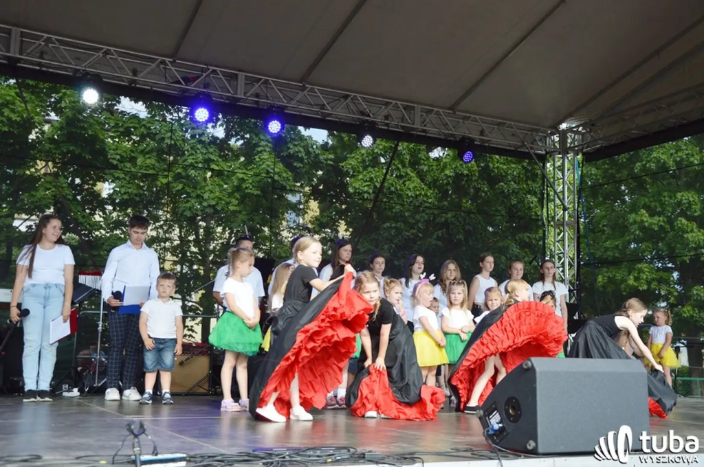 “Bo właśnie latem muzyka jest dookoła”. Długosiodło powitało lato (VIDEO)