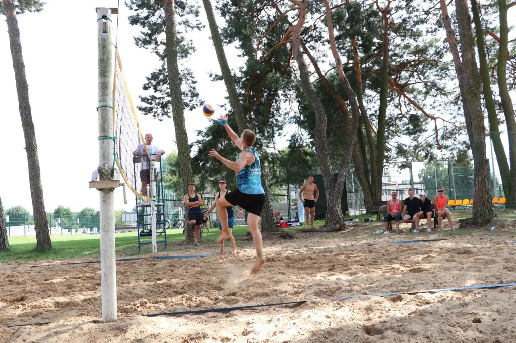 Siatkarskie zakończenie wakacji w Długosiodle