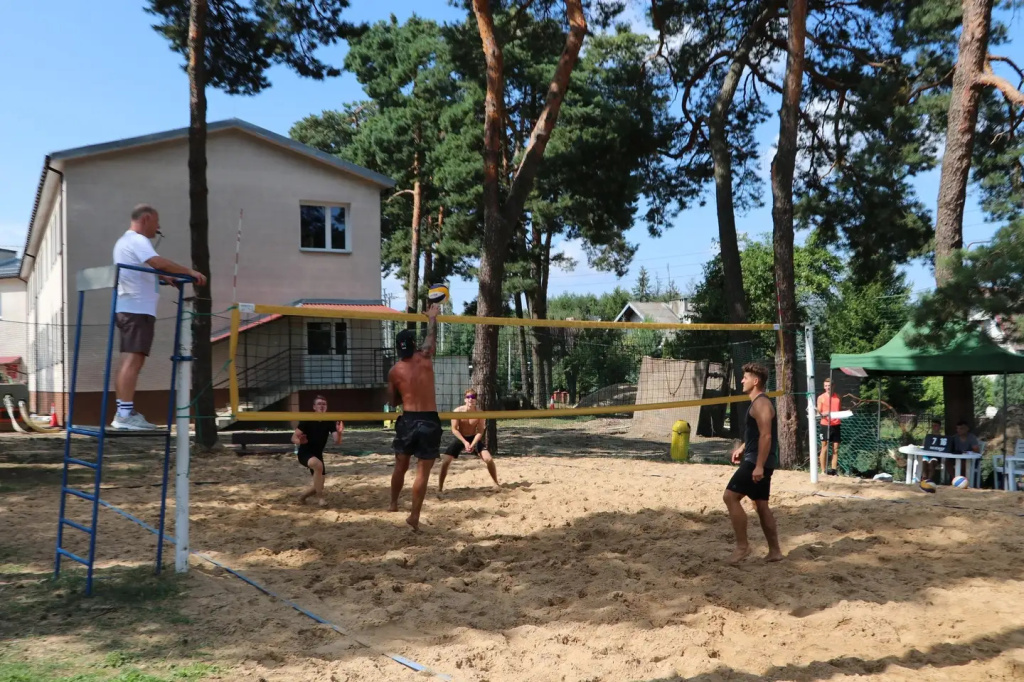 Siatkarskie zakończenie wakacji w Długosiodle