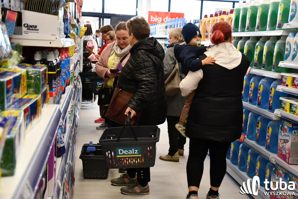 Wielkie otwarcie sklepu Dealz w Łochowie!