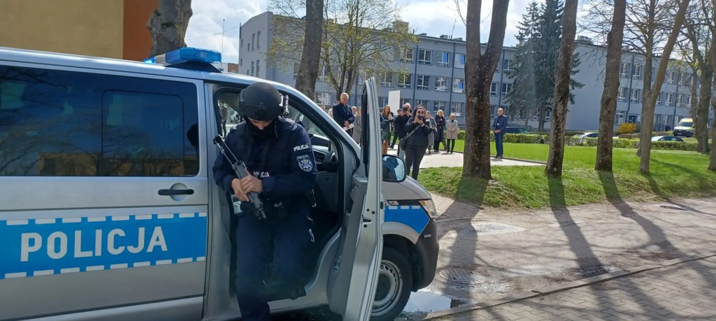 Napastnik w szpitalu! Spokojnie, to tylko ćwiczenia służb