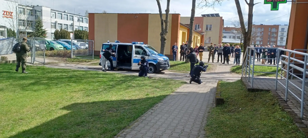 Napastnik w szpitalu! Spokojnie, to tylko ćwiczenia służb