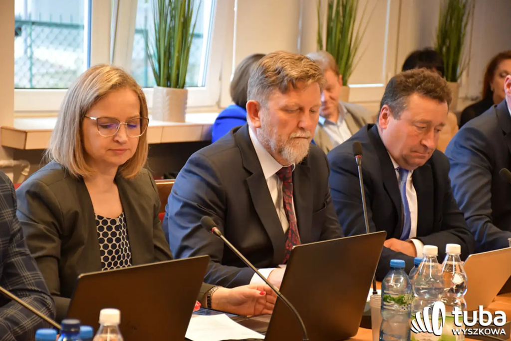Pandemia, wojna, polityczne potyczki. Podsumowanie burzliwej kadencji Rady Powiatu Wyszkowskiego