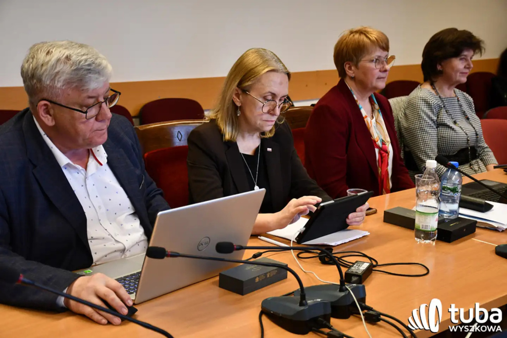 Pandemia, wojna, polityczne potyczki. Podsumowanie burzliwej kadencji Rady Powiatu Wyszkowskiego