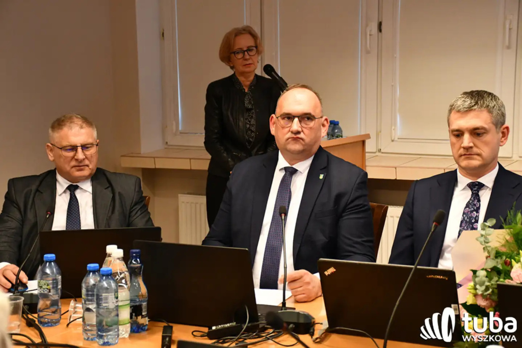 Pandemia, wojna, polityczne potyczki. Podsumowanie burzliwej kadencji Rady Powiatu Wyszkowskiego