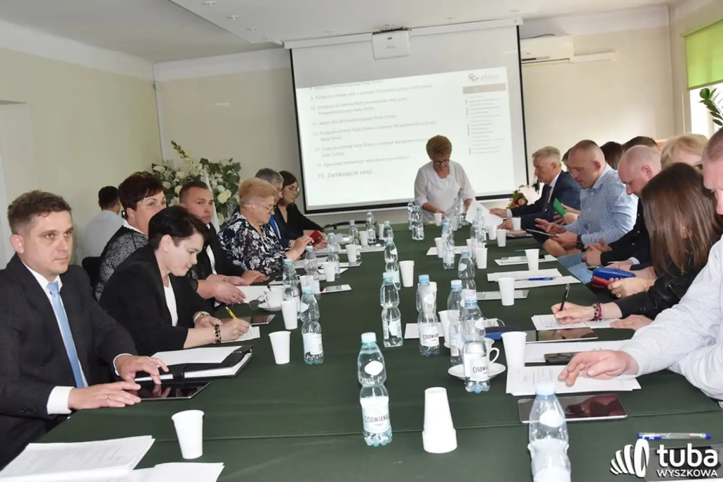 Wójt oraz radni gminy Długosiodło zaprzysiężeni