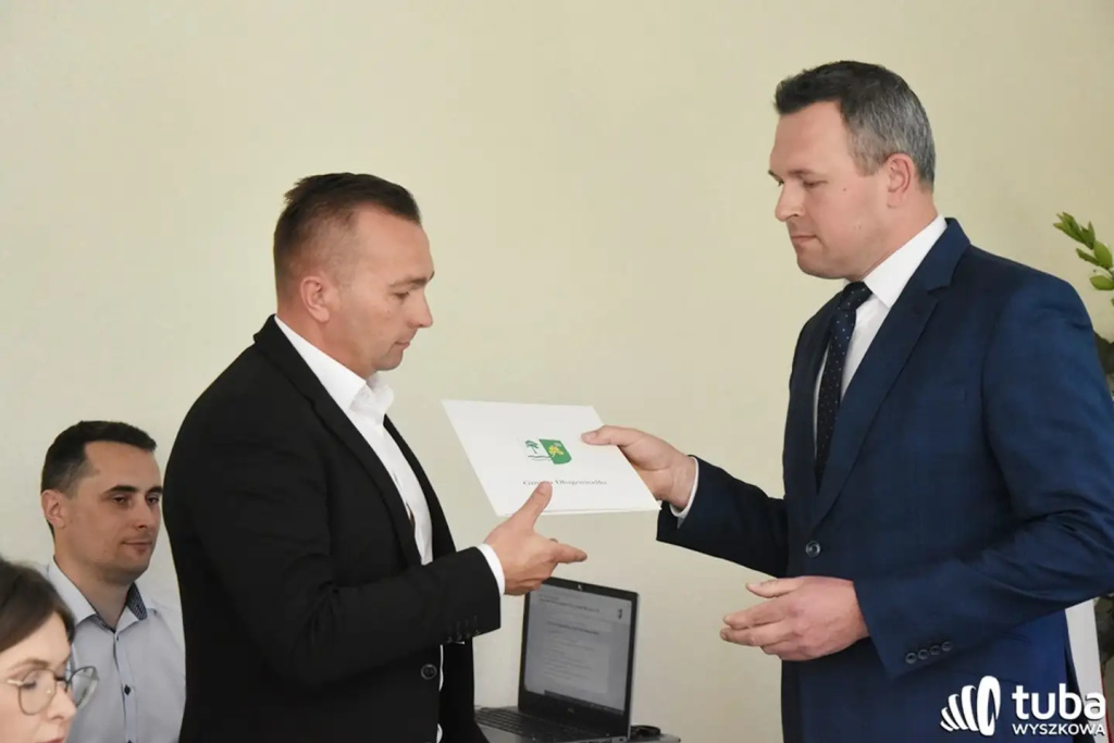 Wójt oraz radni gminy Długosiodło zaprzysiężeni