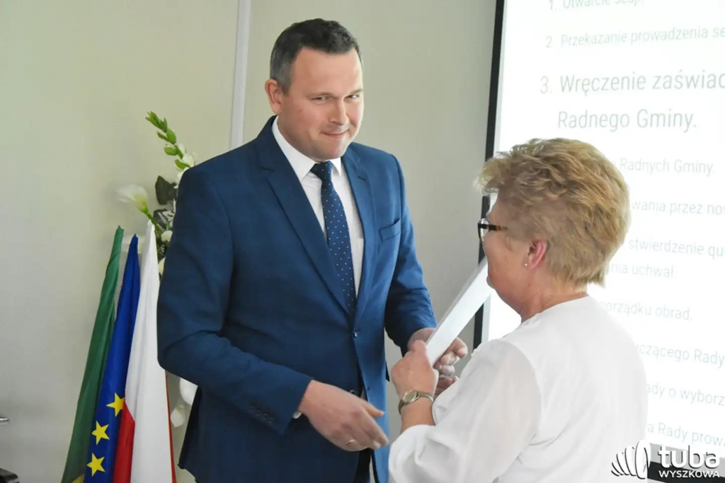Wójt oraz radni gminy Długosiodło zaprzysiężeni