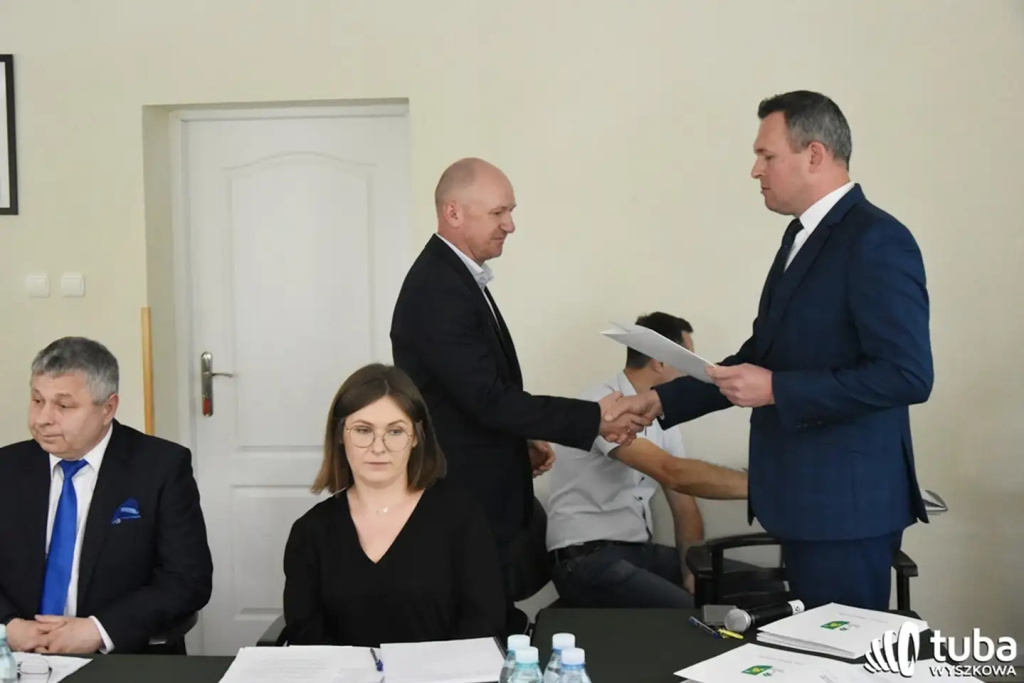 Wójt oraz radni gminy Długosiodło zaprzysiężeni