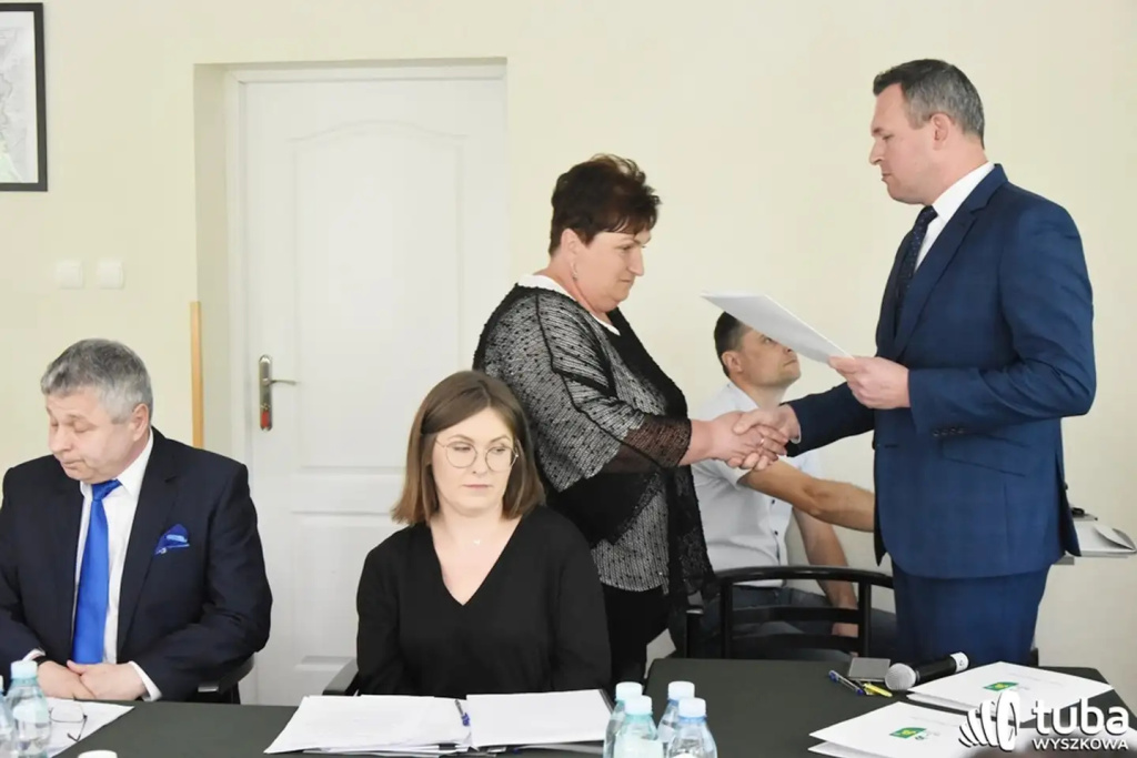 Wójt oraz radni gminy Długosiodło zaprzysiężeni