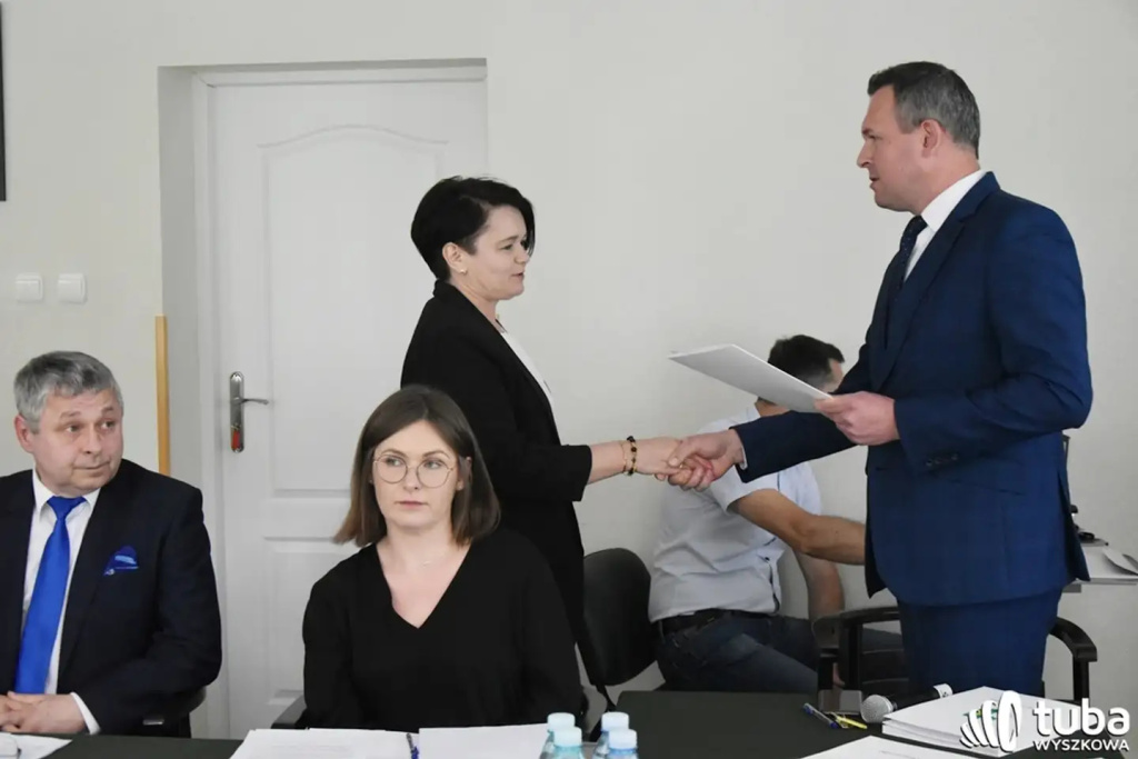 Wójt oraz radni gminy Długosiodło zaprzysiężeni