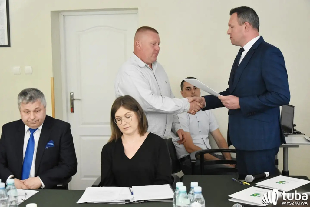 Wójt oraz radni gminy Długosiodło zaprzysiężeni