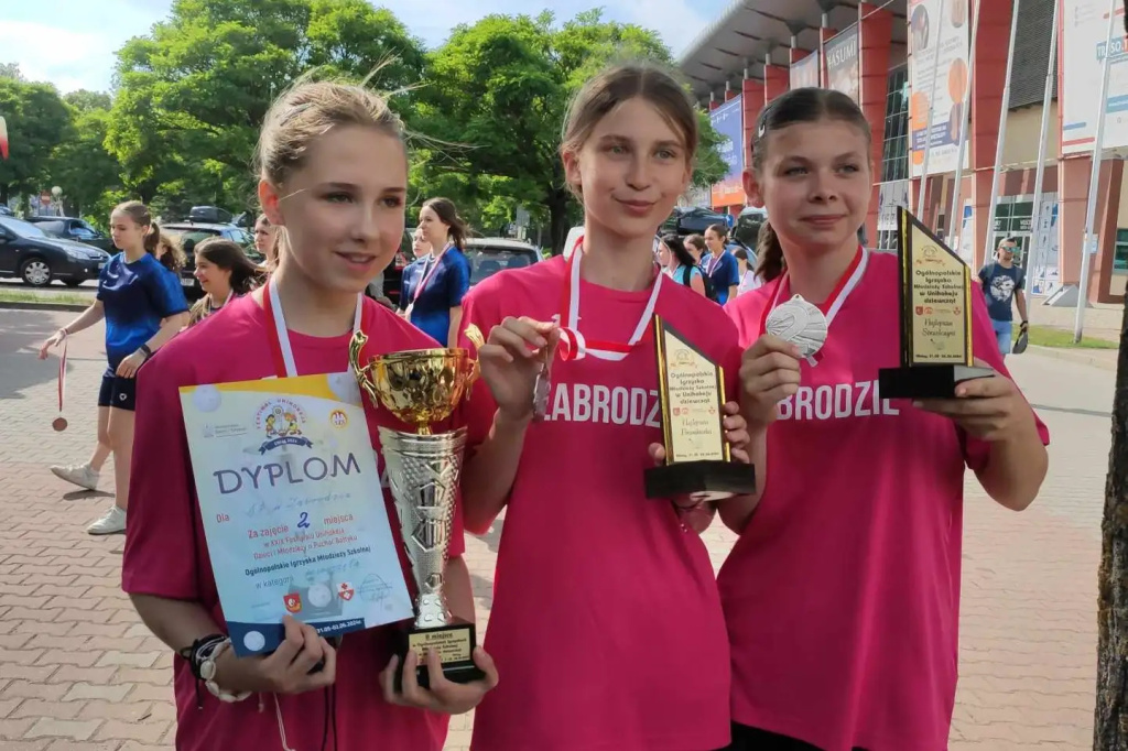 Unihokeistki z Zabrodzia wicemistrzyniami Polski!